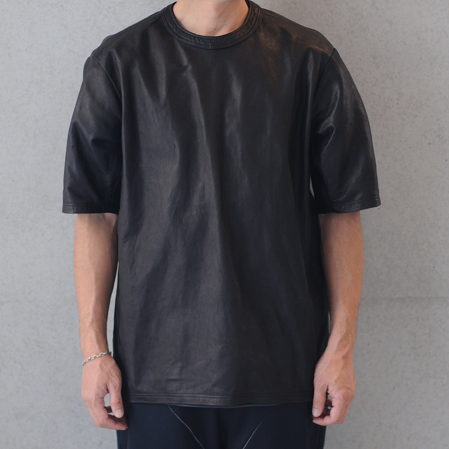 SOLID LEATHER-T