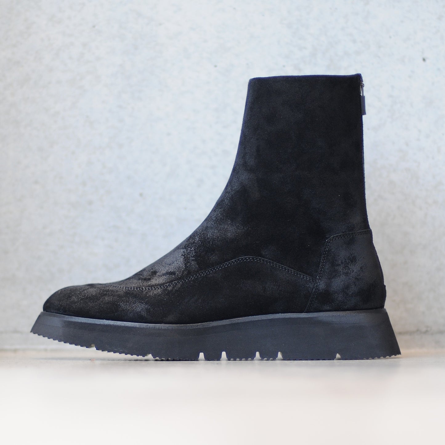BACK ZIP BOOTS