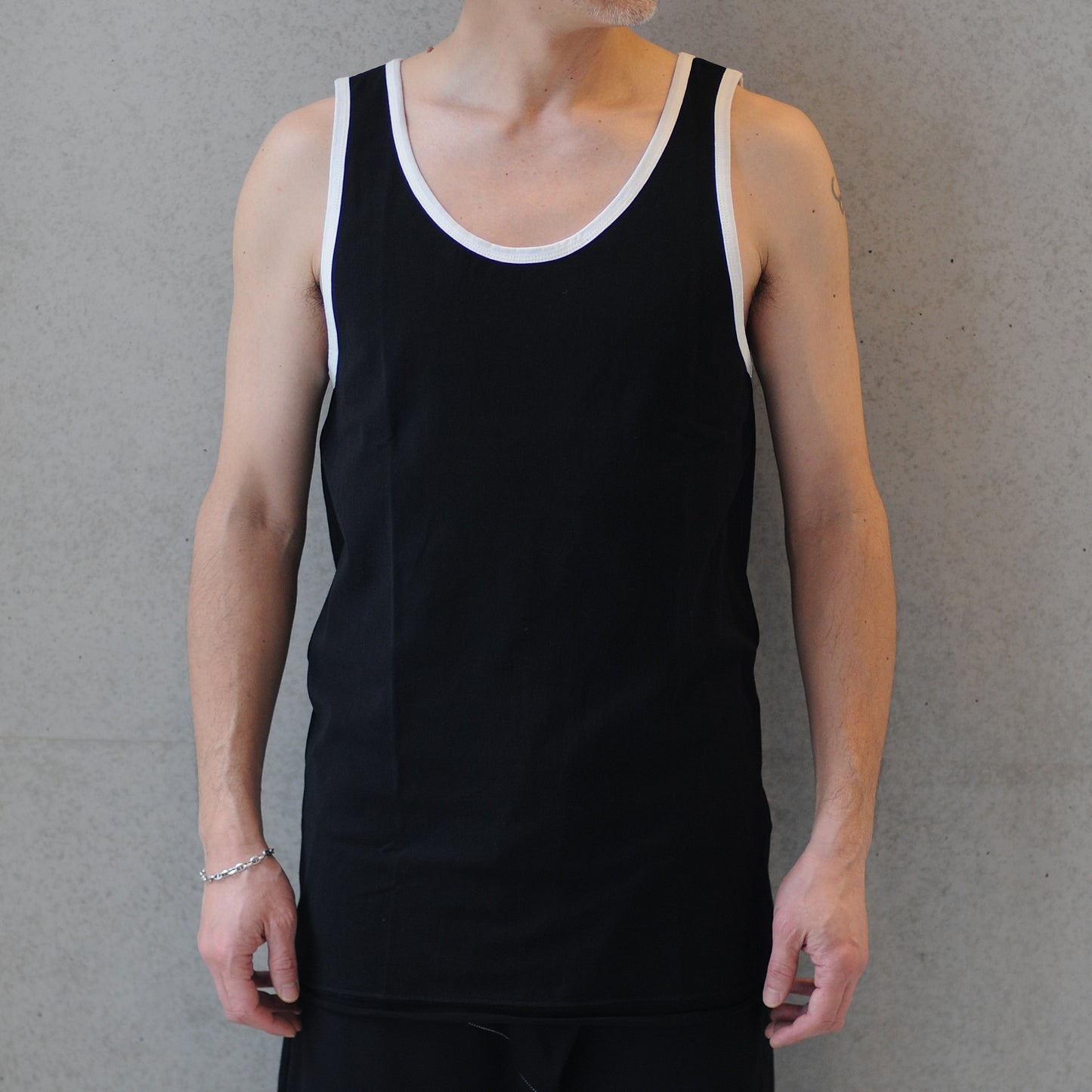TANK-TOP