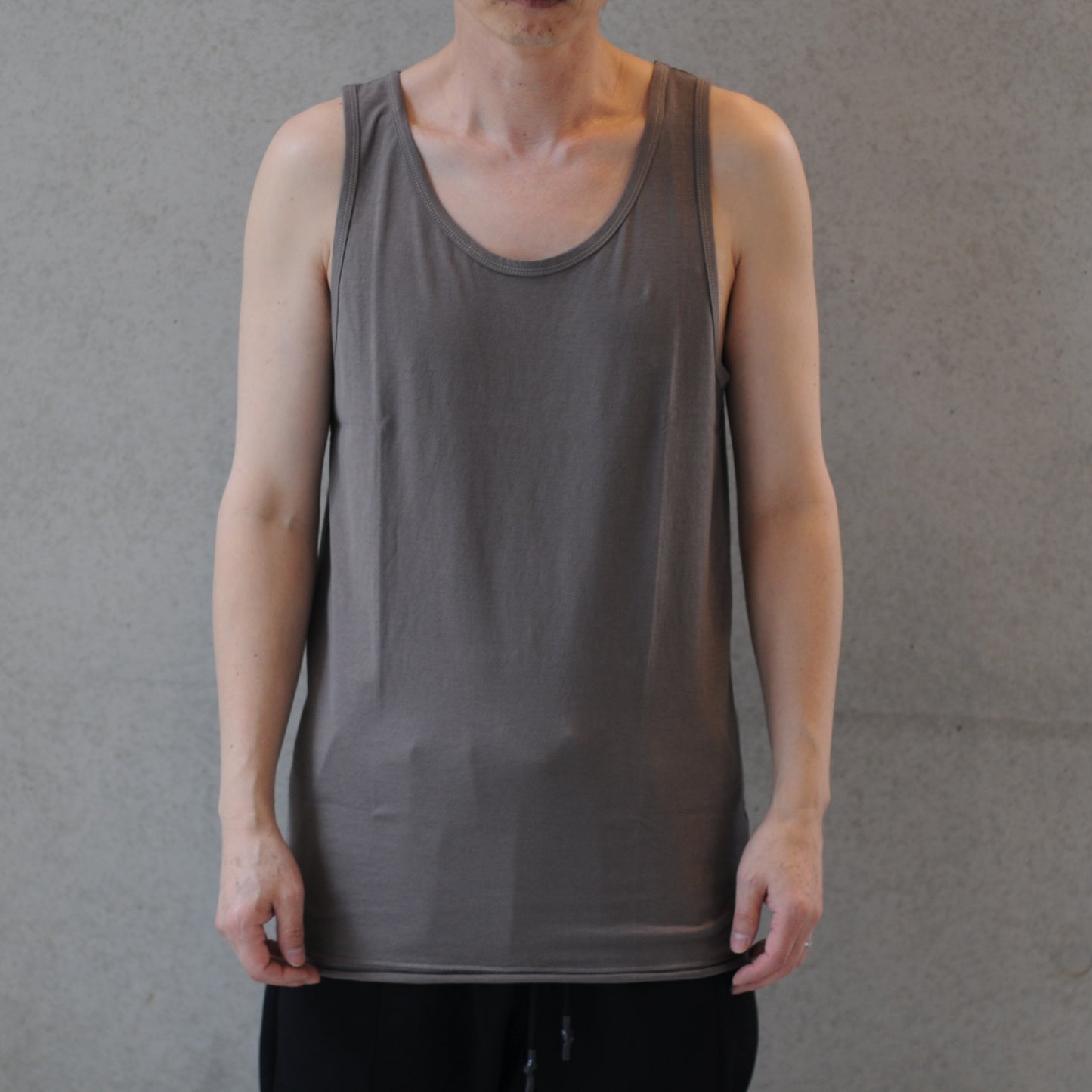 TANK-TOP