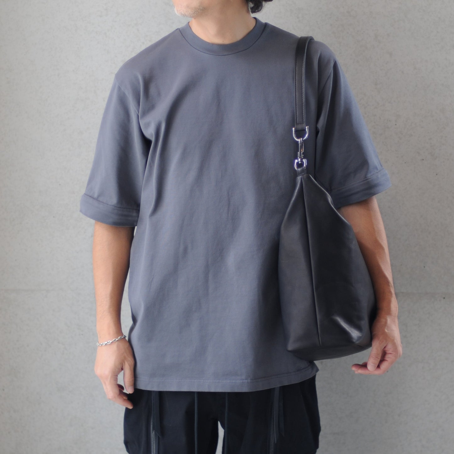 LEATHER MULTI SHOULDER BAG