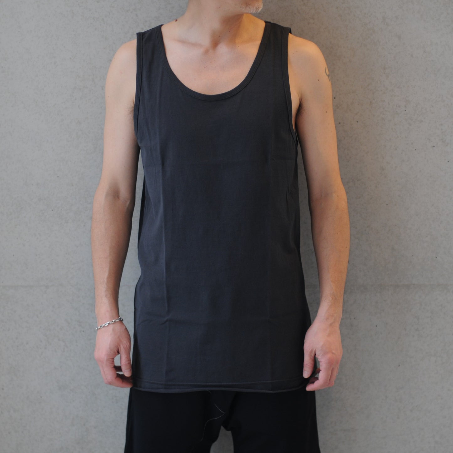 TANK-TOP