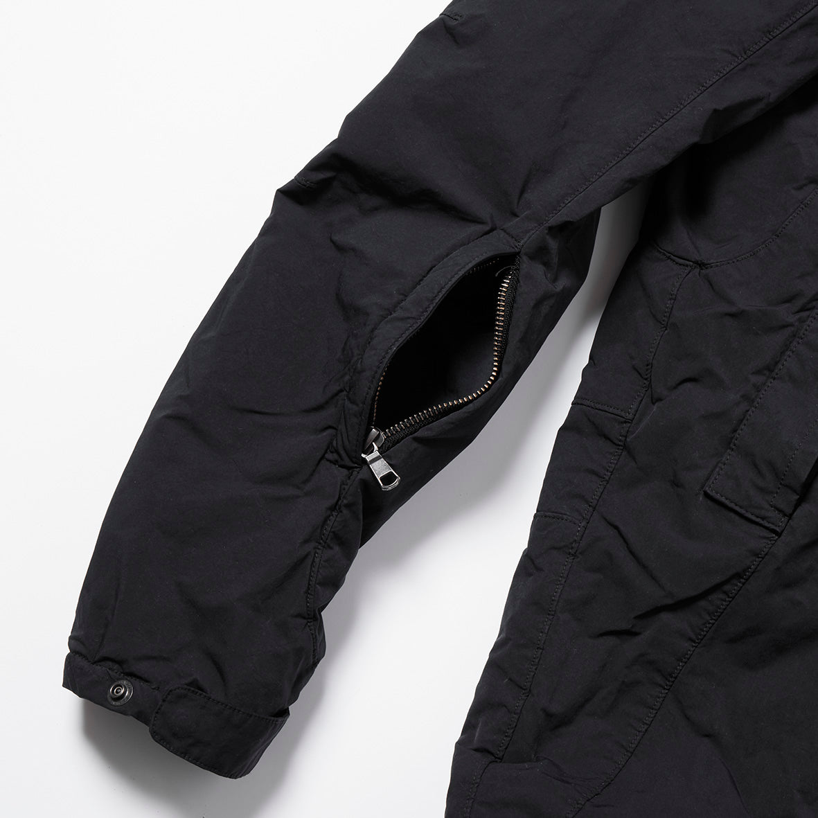 MOUNTAIN PARKA