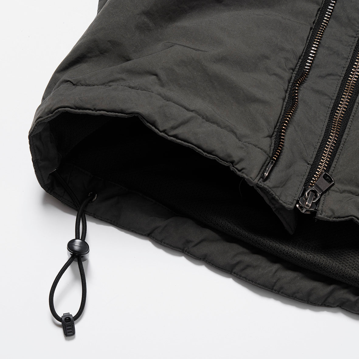 MOUNTAIN PARKA