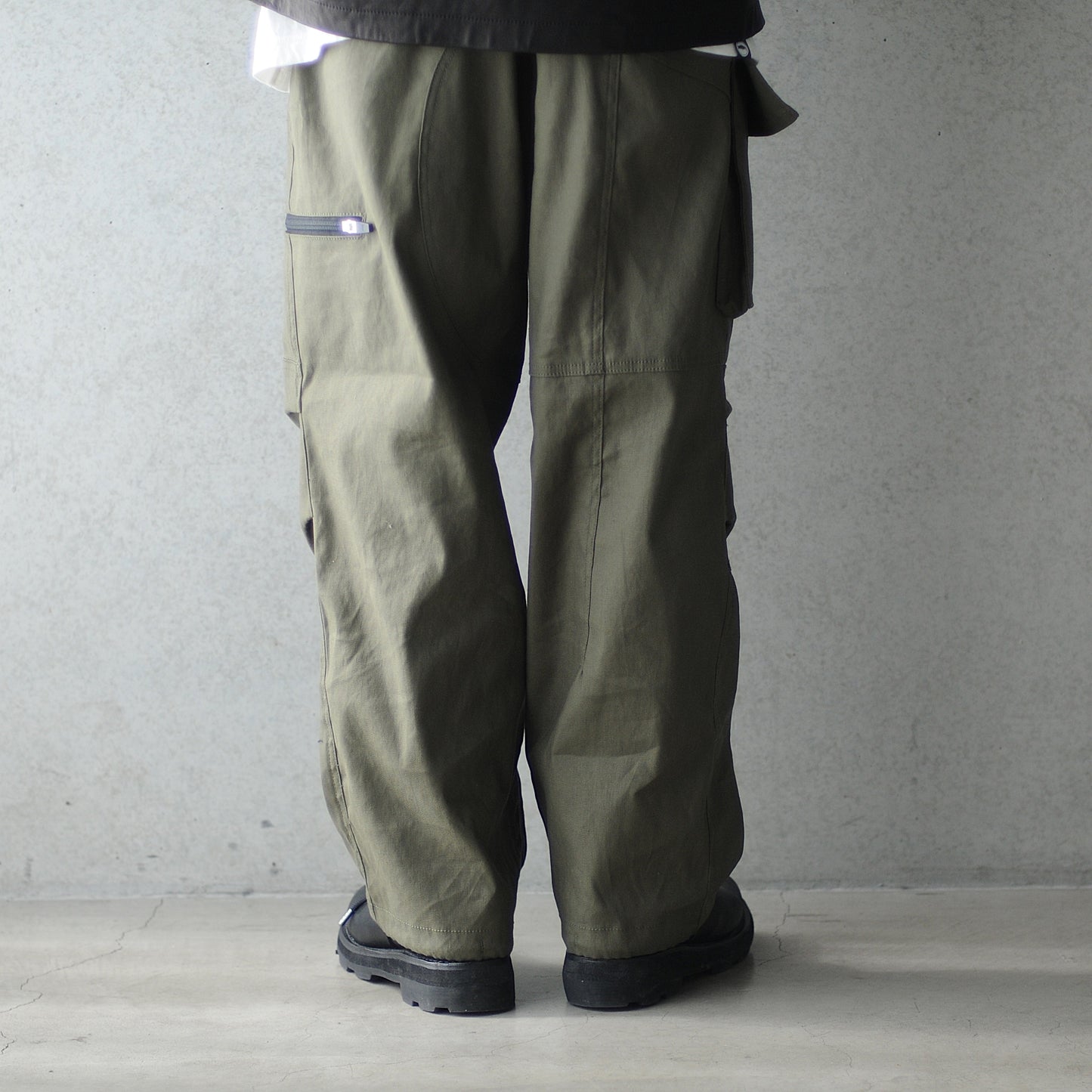 BUSH PARACHUTE PANTS