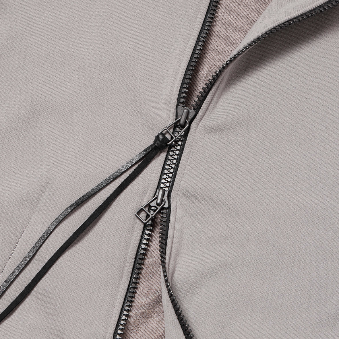 TWIST ZIP UP JERSEY
