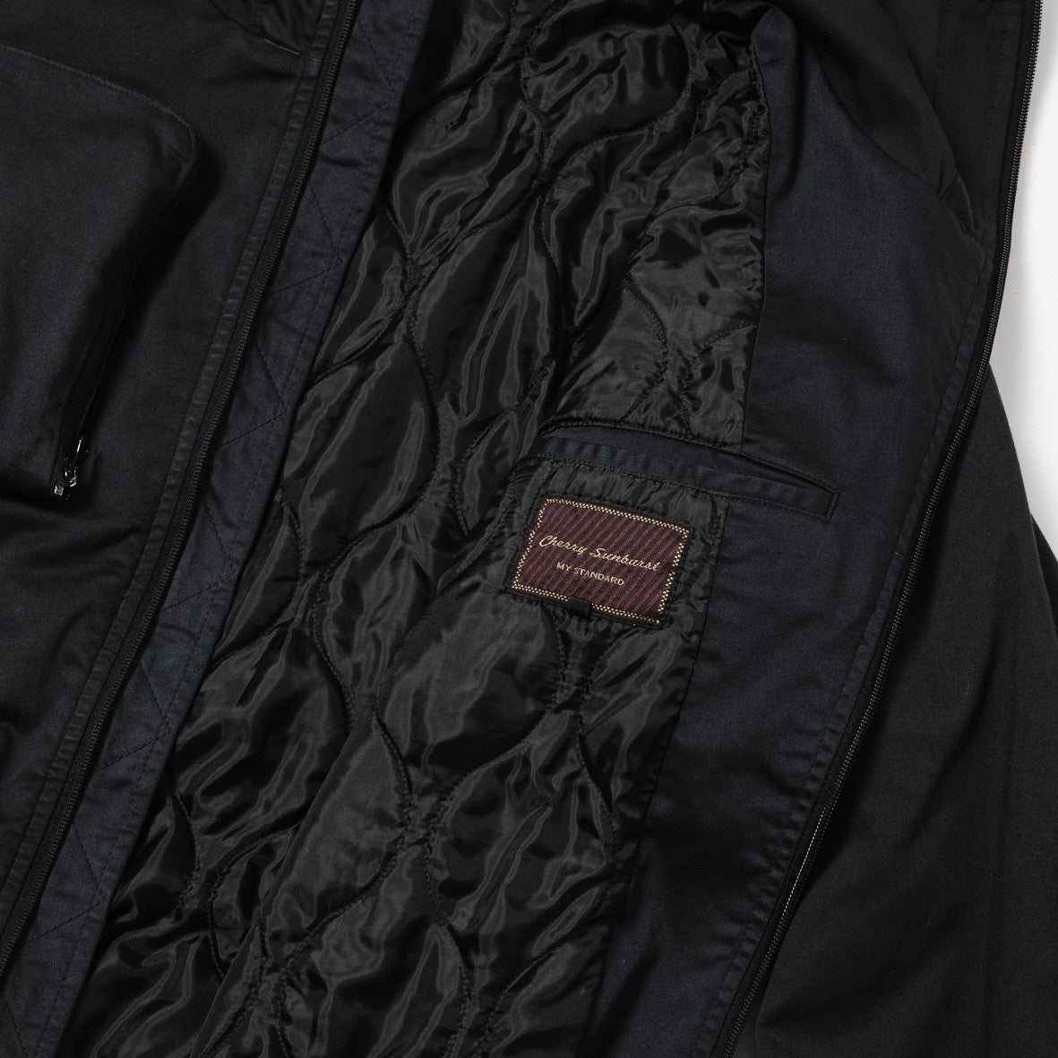 BOMBER JACKET