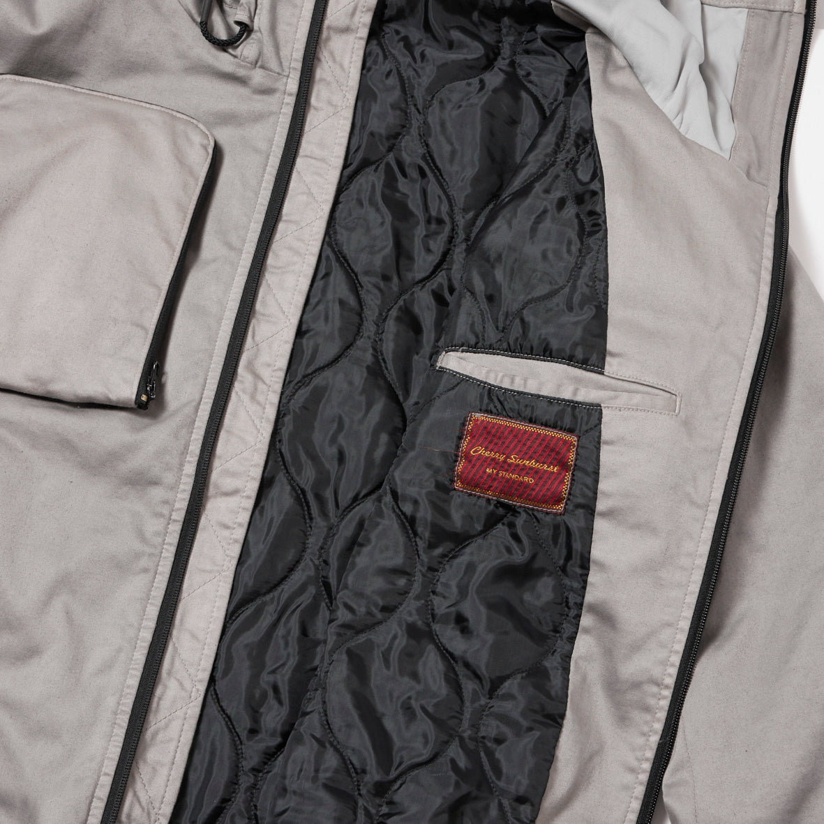 BOMBER JACKET