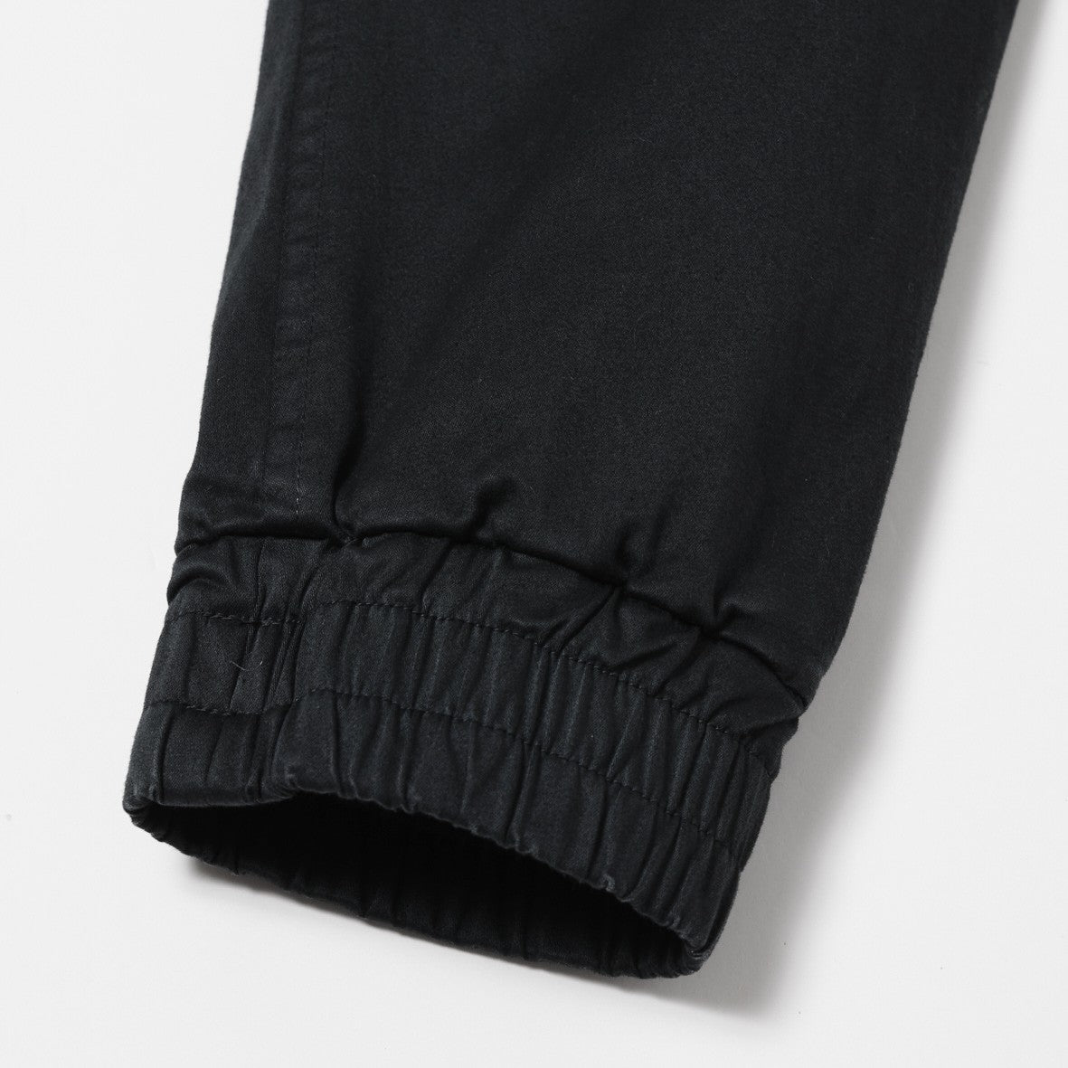 LINE JOGGER PANTS